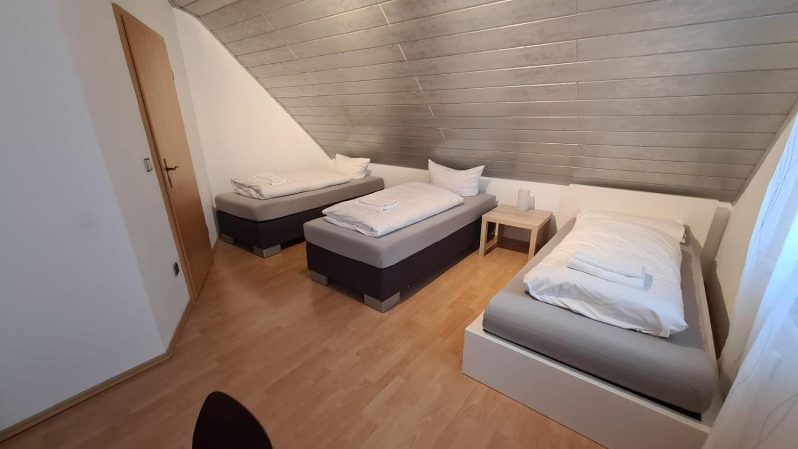 Schlafzimmer 1 Mit Top Aussicht Ueber Weilstetten Balingen Buitenkant foto