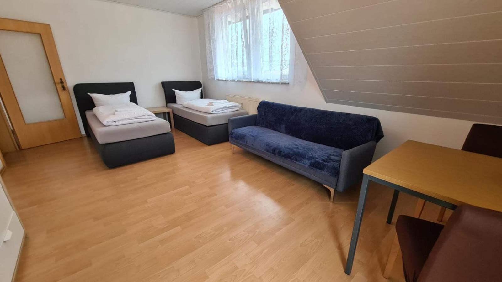 Schlafzimmer 1 Mit Top Aussicht Ueber Weilstetten Balingen Buitenkant foto